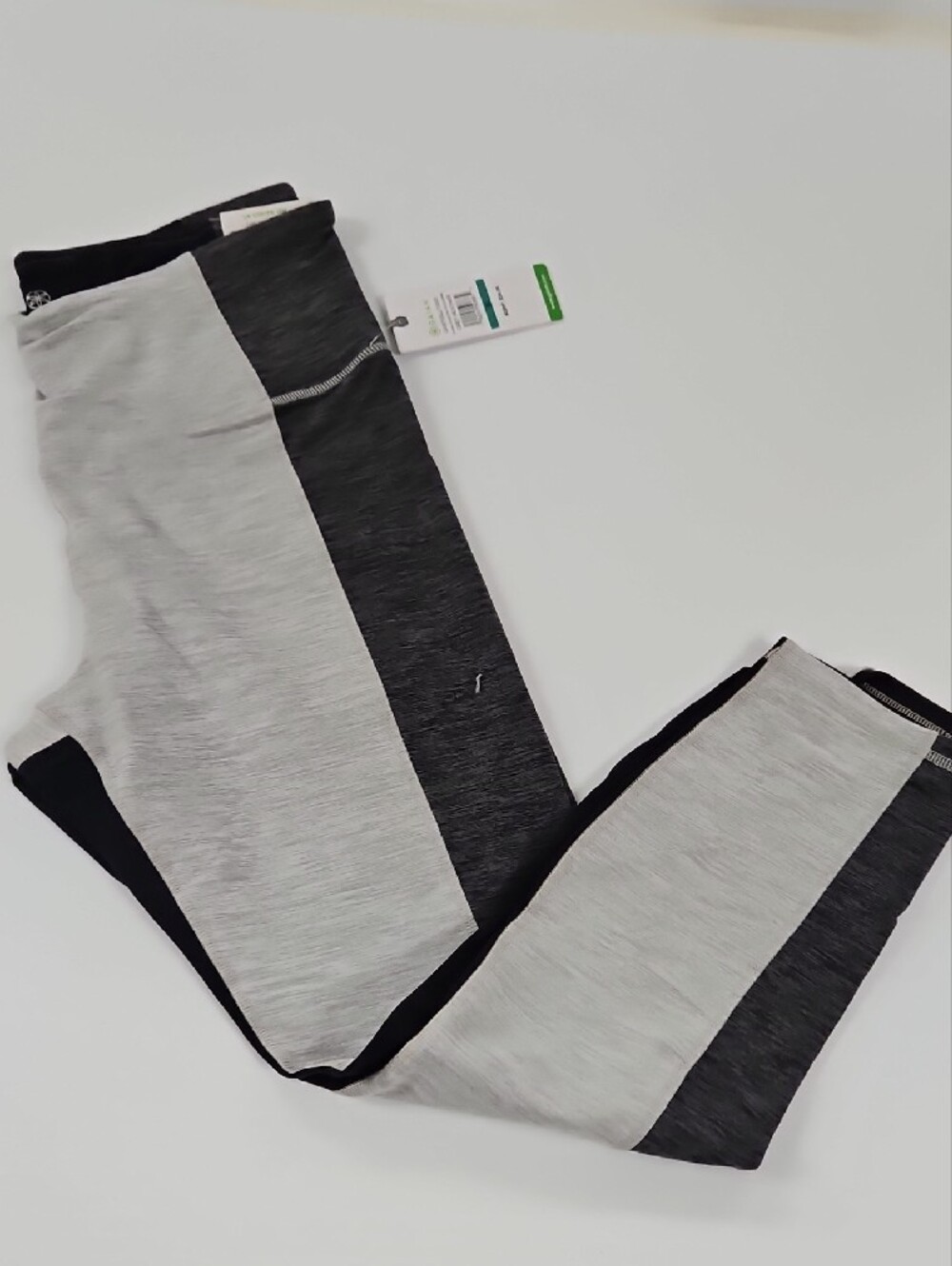 GAIAM Womans Two-Tone Gray and Black Leggings - Picture 6 of 6